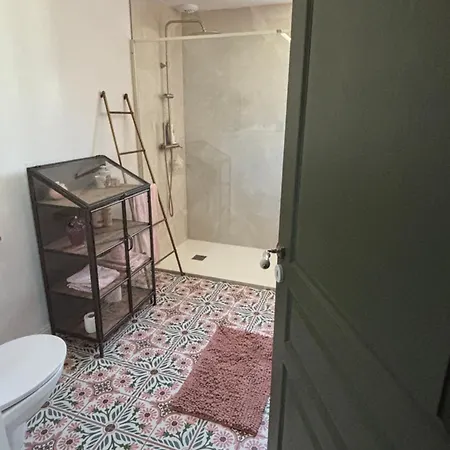 Hébergement de vacances La Maison Sauvage *