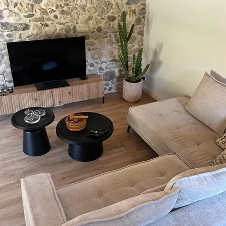 La Maison Sauvage Hébergement de vacances *